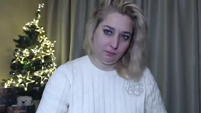 Snapshot of sweetpussy13 chatting on December 31, 2024, 6:48 am sweetpussy13 online show from December 31, 2024, 6:48 am