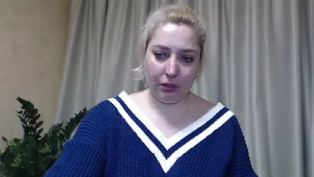 Snapshot of sweetpussy13 chatting on March 1, 2025, 6:35 am sweetpussy13 online show from March 1, 2025, 6:35 am