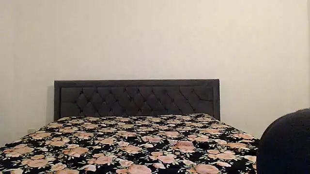 Snapshot of Stella_John chatting on February 22, 2025, 5:34 am Stella John online show from February 22, 2025, 5:34 am