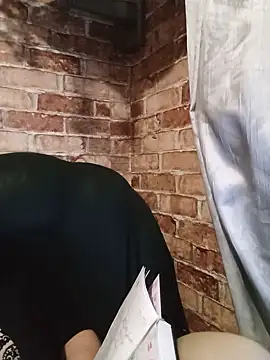 Snapshot of itismyhobby chatting on January 5, 2025, 10:40 pm itismyhobby online show from January 5, 2025, 10:40 pm