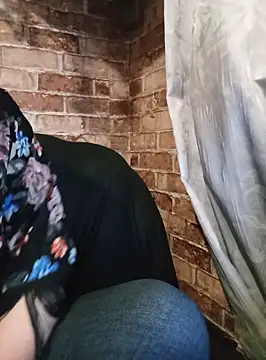 Snapshot of itismyhobby chatting on January 13, 2025, 9:42 pm itismyhobby online show from January 13, 2025, 9:42 pm