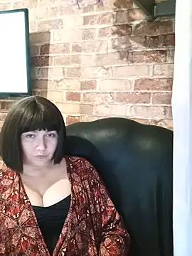 Snapshot of itismyhobby chatting on February 9, 2025, 4:29 pm itismyhobby online show from February 9, 2025, 4:29 pm