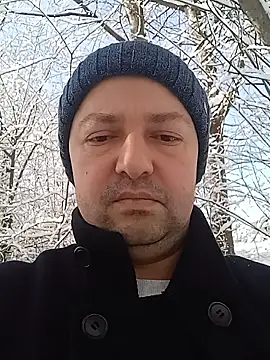 Snapshot of Luceriusbigass chatting on December 12, 2024, 11:18 am Luceriusbigass online show from December 12, 2024, 11:18 am