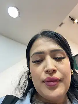 Snapshot of Sara_fun chatting on March 17, 2025, 11:54 pm Sara fun online show from March 17, 2025, 11:54 pm