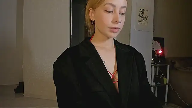 Snapshot of Jane_Bright chatting on March 6, 2025, 8:59 pm Jane Bright online show from March 6, 2025, 8:59 pm