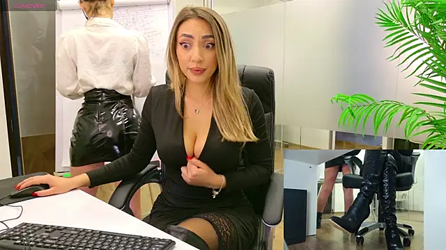 Snapshot of BabesGoWild chatting on February 28, 2025, 5:15 am BabesGoWild online show from February 28, 2025, 5:15 am