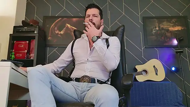 Snapshot of ChrisKox chatting on January 13, 2025, 8:37 am ChrisKox online show from January 13, 2025, 8:37 am