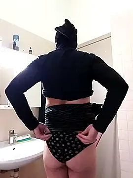 Elodie76 online show from December 5, 2024, 4:01 pm