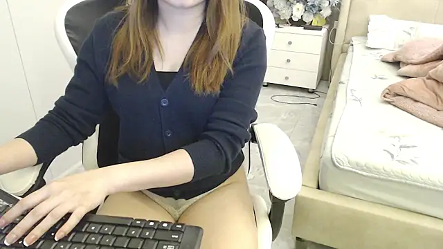 Snapshot of Hanako_love chatting on March 6, 2025, 4:28 pm Hanako love online show from March 6, 2025, 4:28 pm