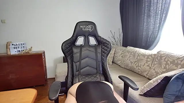 Snapshot of EvaMoon1 chatting on February 18, 2025, 8:16 am EvaMoon1 online show from February 18, 2025, 8:16 am