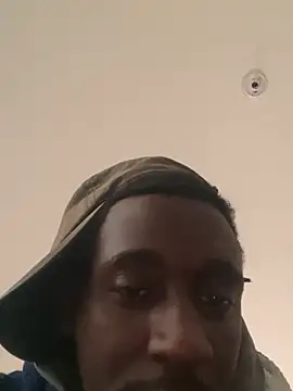 Snapshot of SkinnymanwithBbc chatting on January 10, 2025, 5:45 pm SkinnymanwithBbc online show from January 10, 2025, 5:45 pm