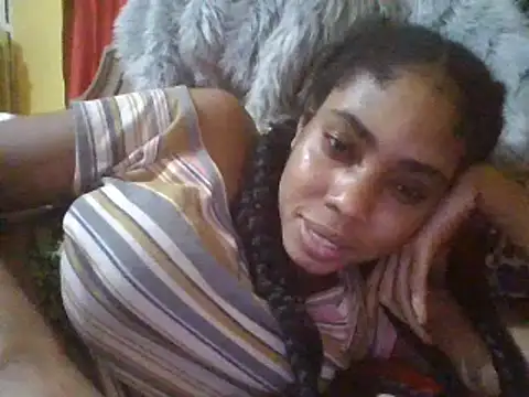 Snapshot of HONEYSWEETS_LIVE chatting on December 6, 2024, 6:26 am HONEYSWEETS LIVE online show from December 6, 2024, 6:26 am