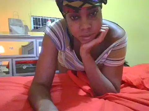 Snapshot of HONEYSWEETS_LIVE chatting on February 27, 2025, 12:54 am HONEYSWEETS LIVE online show from February 27, 2025, 12:54 am