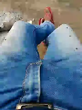 Snapshot of bigh96dik chatting on January 25, 2025, 8:31 am bigh96dik online show from January 25, 2025, 8:31 am