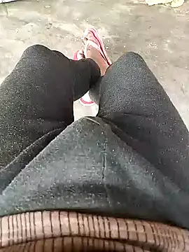 Snapshot of bigh96dik chatting on February 1, 2025, 7:15 am bigh96dik online show from February 1, 2025, 7:15 am