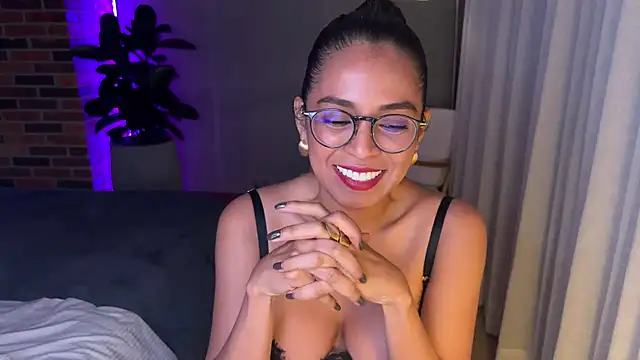 Snapshot of illaroom chatting on February 2, 2025, 1:55 am illaroom online show from February 2, 2025, 1:55 am