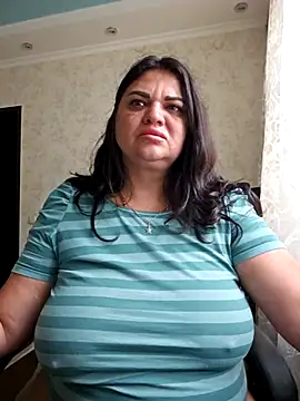 Snapshot of littleRikka chatting on September 30, 2025, 8:52 am littleRikka online show from September 30, 2025, 8:52 am