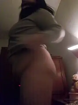 Snapshot of Kalani_Engel chatting on November 13, 2025, 5:39 am Kalani Engel online show from November 13, 2025, 5:39 am