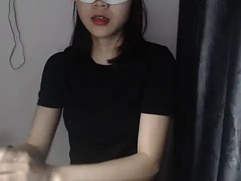 Snapshot of Bigg_Pussyy_Catt chatting on March 13, 2025, 7:53 am Bigg Pussyy Catt online show from March 13, 2025, 7:53 am