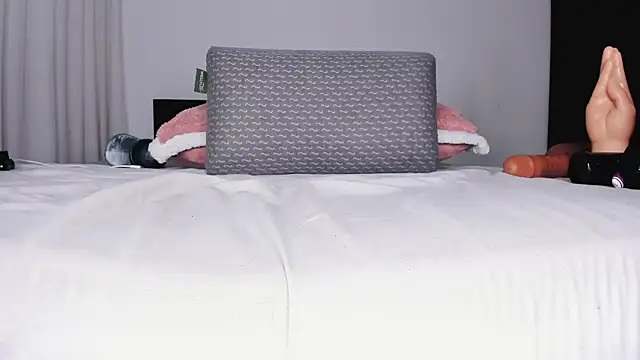 Snapshot of Vivixoxo chatting on December 18, 2024, 12:51 pm Vivixoxo online show from December 18, 2024, 12:51 pm