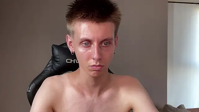 Snapshot of vladdymeow chatting on January 26, 2025, 6:27 pm vladdymeow online show from January 26, 2025, 6:27 pm