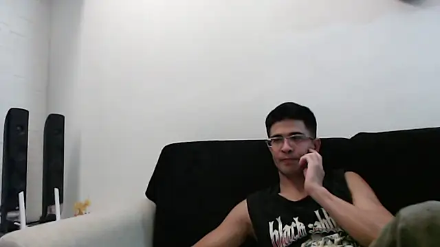 Snapshot of SebastianReiss chatting on March 18, 2025, 2:26 pm SebastianReiss online show from March 18, 2025, 2:26 pm