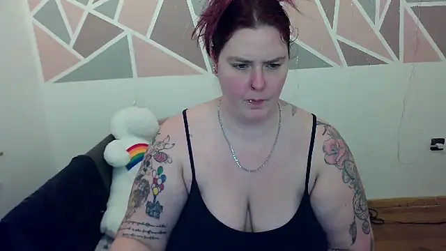 Snapshot of JoyceKyra91 chatting on February 13, 2025, 4:50 pm JoyceKyra91 online show from February 13, 2025, 4:50 pm