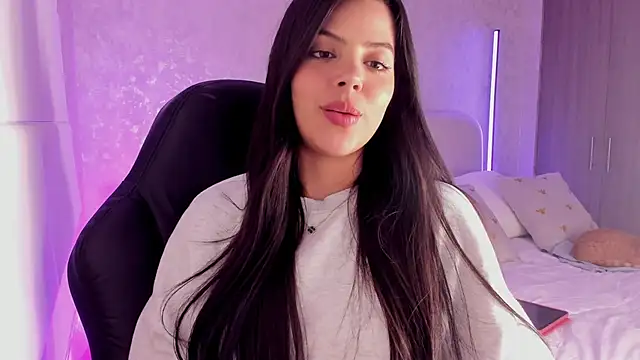 Snapshot of salome__11 chatting on February 10, 2025, 5:25 am salome  11 online show from February 10, 2025, 5:25 am