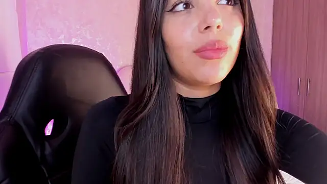 Snapshot of salome__11 chatting on February 18, 2025, 2:27 am salome  11 online show from February 18, 2025, 2:27 am