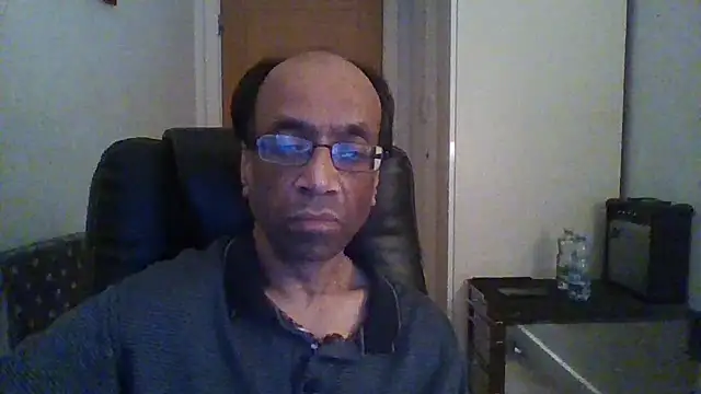 Snapshot of rauncher1 chatting on February 7, 2025, 12:53 am rauncher1 online show from February 7, 2025, 12:53 am