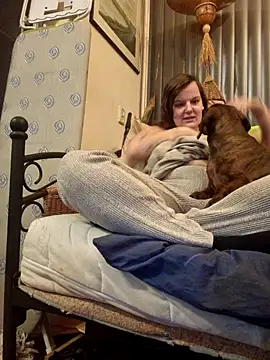 Cutegirlforyou online show from December 3, 2024, 7:21 am