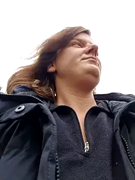 Cutegirlforyou online show from October 13, 2025, 10:37 am