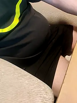 Snapshot of hardcap chatting on February 26, 2025, 6:11 pm hardcap online show from February 26, 2025, 6:11 pm