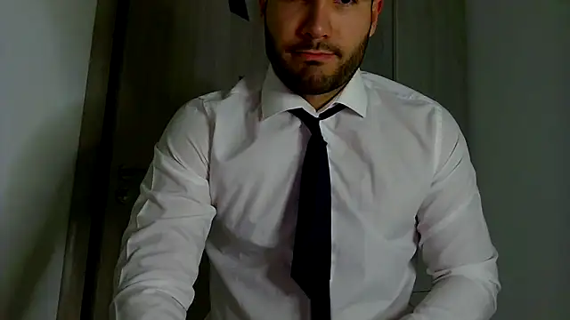 Snapshot of Justynn1 chatting on October 19, 2025, 8:53 pm Justynn1 online show from October 19, 2025, 8:53 pm