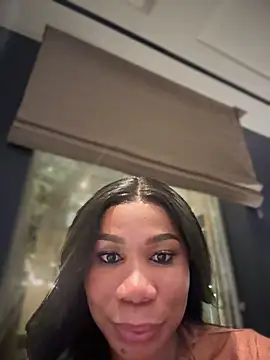 Snapshot of Belle___ chatting on March 9, 2025, 1:56 am Belle    online show from March 9, 2025, 1:56 am