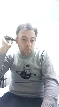 Snapshot of david_geam chatting on December 14, 2024, 3:58 pm david geam online show from December 14, 2024, 3:58 pm