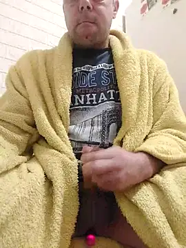 Snapshot of david_geam chatting on January 2, 2025, 2:00 am david geam online show from January 2, 2025, 2:00 am