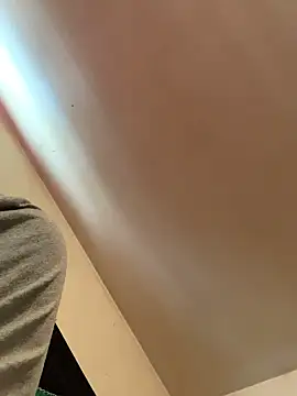 Snapshot of Tristris100 chatting on January 28, 2025, 7:00 pm Tristris100 online show from January 28, 2025, 7:00 pm