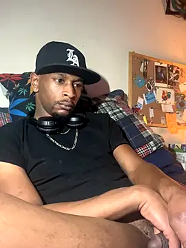 Snapshot of Tristris100 chatting on November 11, 2025, 2:33 am Tristris100 online show from November 11, 2025, 2:33 am