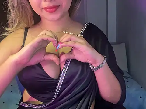 Snapshot of _neesha_414_ chatting on December 6, 2024, 6:06 pm  neesha 414  online show from December 6, 2024, 6:06 pm