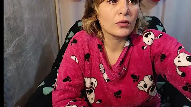 dagny-jo online show from February 23, 2025, 3:24 am