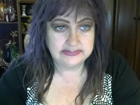 Snapshot of ElenaZed chatting on December 27, 2024, 8:28 pm ElenaZed online show from December 27, 2024, 8:28 pm