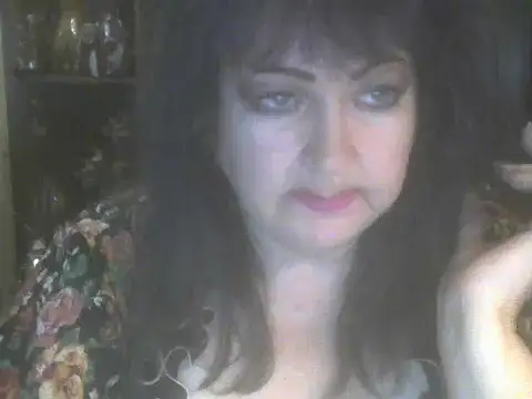 Snapshot of ElenaZed chatting on January 11, 2025, 6:03 am ElenaZed online show from January 11, 2025, 6:03 am