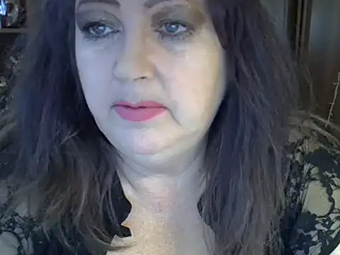 Snapshot of ElenaZed chatting on January 15, 2025, 6:43 am ElenaZed online show from January 15, 2025, 6:43 am