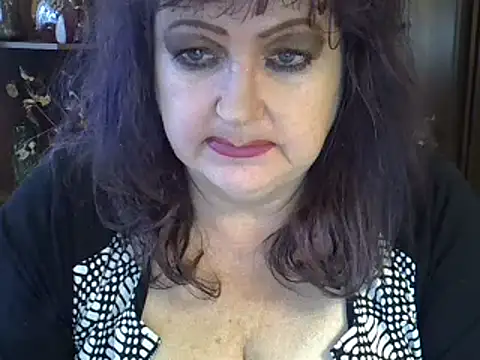 Snapshot of ElenaZed chatting on February 19, 2025, 8:22 am ElenaZed online show from February 19, 2025, 8:22 am