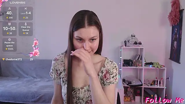  Sweet Lilit  online show from September 22, 2025, 9:44 am