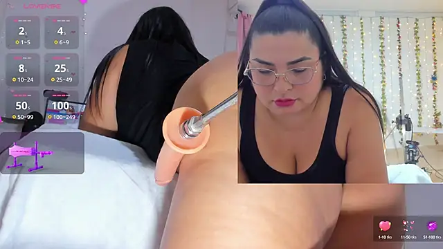 Snapshot of Alessandra_Smith chatting on January 19, 2025, 10:39 pm Alessandra Smith online show from January 19, 2025, 10:39 pm