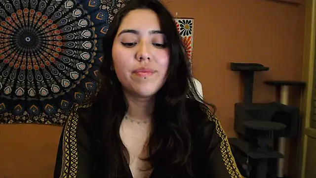 Snapshot of IntimateTales chatting on February 8, 2025, 7:05 pm IntimateTales online show from February 8, 2025, 7:05 pm