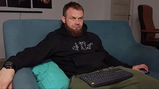 Tommy Burnz online show from March 19, 2025, 5:06 pm