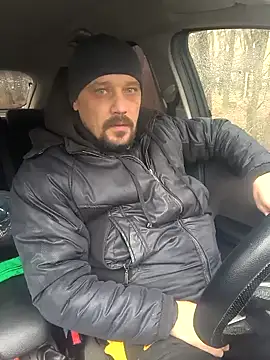 Snapshot of DanielOhCool chatting on December 17, 2024, 10:55 am DanielOhCool online show from December 17, 2024, 10:55 am